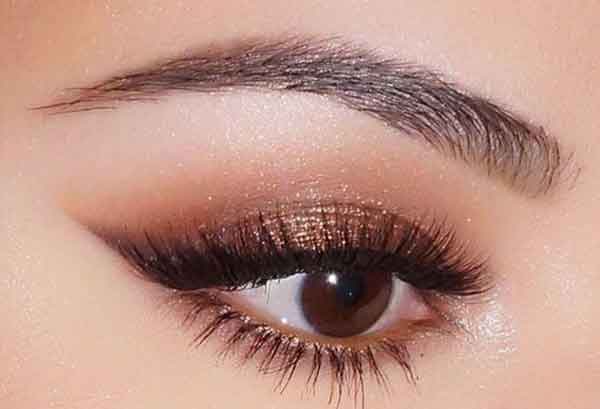 مدل آرایش چشم ساده و دخترانه و شیک و لایت