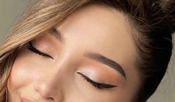 مدل آرایش چشم ساده و دخترانه و شیک و لایت