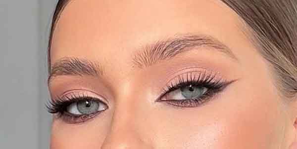 مدل آرایش چشم ساده و دخترانه و شیک و لایت