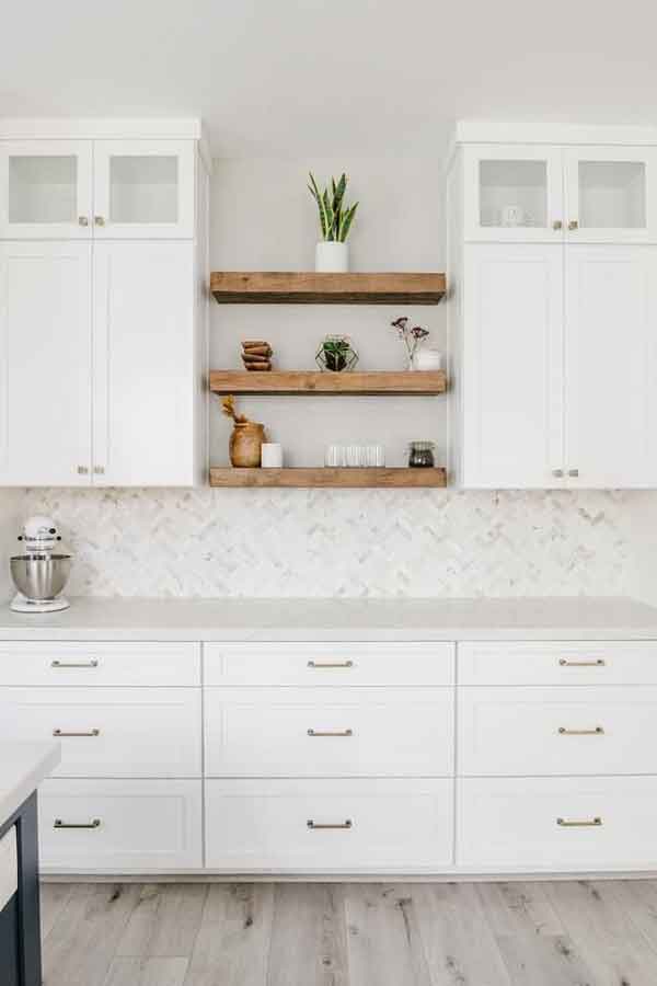 مدل کابینت سفید یکدست و طوسی و نقره ای و مدرن