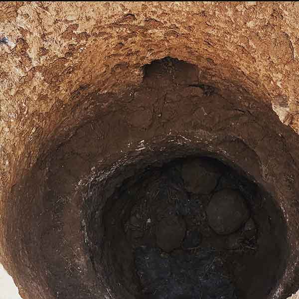 تعبیر خواب چاه حضرت یوسف تعبیر خواب چاه پر آب تعبیر خواب چاه پر از اب زلال ابن سیرین تعبیر خواب چاه آب در خانه تعبیر خواب کندن چاه توسط دیگران تعبیر خواب چاه خشک تعبیر خواب افتادن در چاه و کمک خواستن تعبیر خواب چاه پر از ماهی