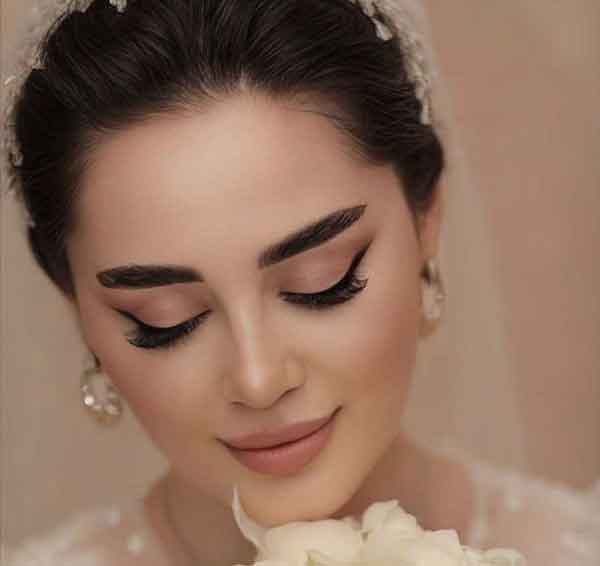 مدل آرایش دخترانه ساده و شیک و لایت و مجلسی برای عروسی