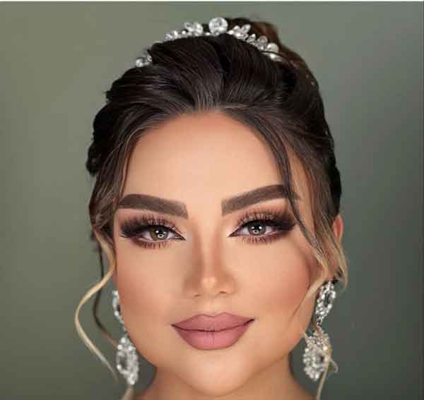 مدل آرایش صورت گرد و تپل برای پوست های گندمی, سفید, سبزه
