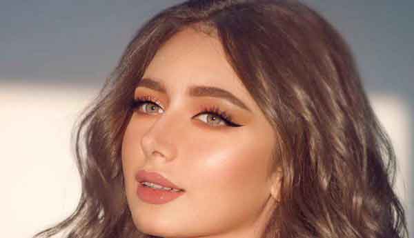 مدل آرایش صورت ۱۴۰۲ ملایم برای عروسی با حالت های متنوع