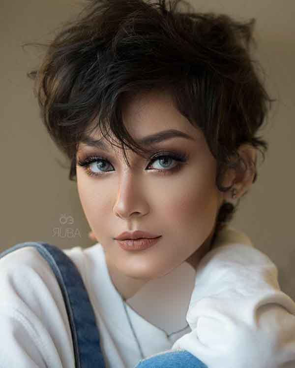 مدل مو زنانه کوتاه جدید مجلسی با رنگ مو فانتزی و نچرال