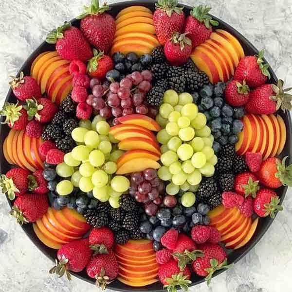 تزیین میوه با پوست رسمی ساده اما زیبا و جذاب