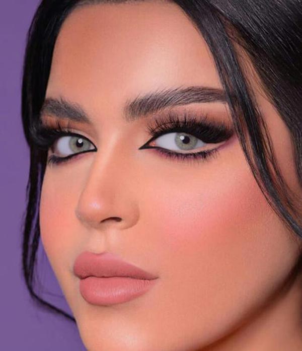 عکس آرایش صورت زیبا لایت مناسب برای فرم های صورت گوناگون
