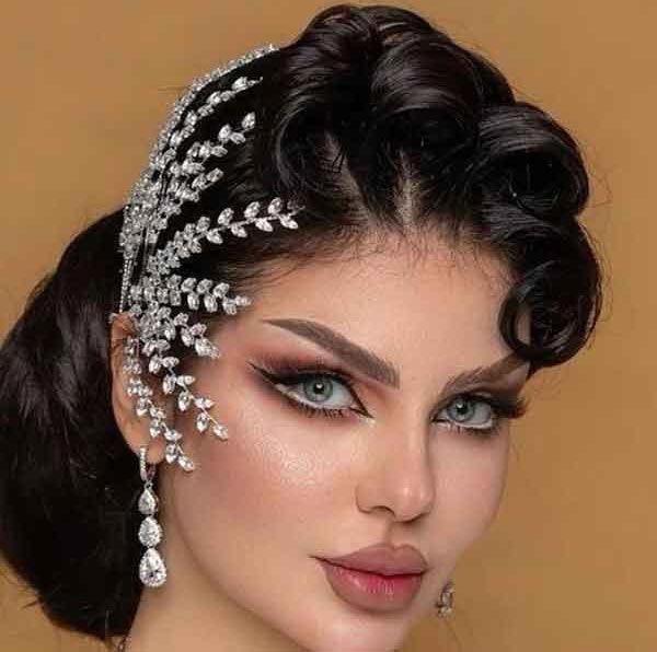 مدل آرایش عروس لاغر لایت ساده زیبا شیک با مدل های امروزی