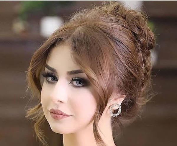 مدل آرایش عروس لاغر لایت ساده زیبا شیک با مدل های امروزی