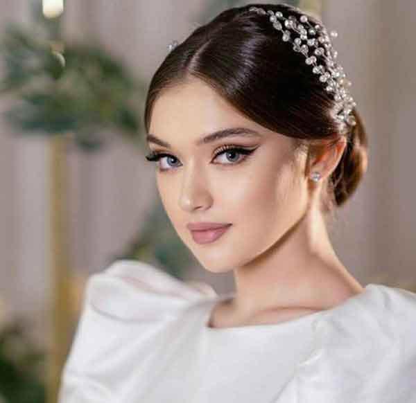 مدل آرایش عروس لاغر لایت ساده زیبا شیک با مدل های امروزی