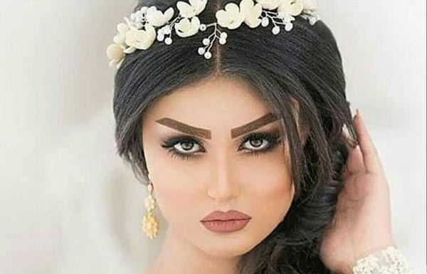 مدل آرایش عروس لاغر لایت ساده زیبا شیک با مدل های امروزی