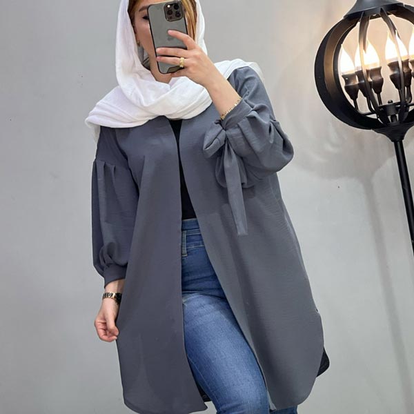 هر پارچه‌ای با توجه به جنس آن نیاز به مراقبت دارد. همیشه موقع خرید پارچه به آبرفت و اتوخوری آن دقت کنید. اگر پارچه آبرفت دارد، باید مقدار بیشتری بخرید یا اگر لباس آماده است، سایز بزرگتری را تهیه کنید. برای شستشوی پارچه ابروبادی از آب سرد استفاده کنید. البته اگر پارچه‌تان آبرفت ندارد، می‌توانید از لباسشویی استفاده کرده و سعی کنید پارچه‌تان را روی دور کند بشویید. د