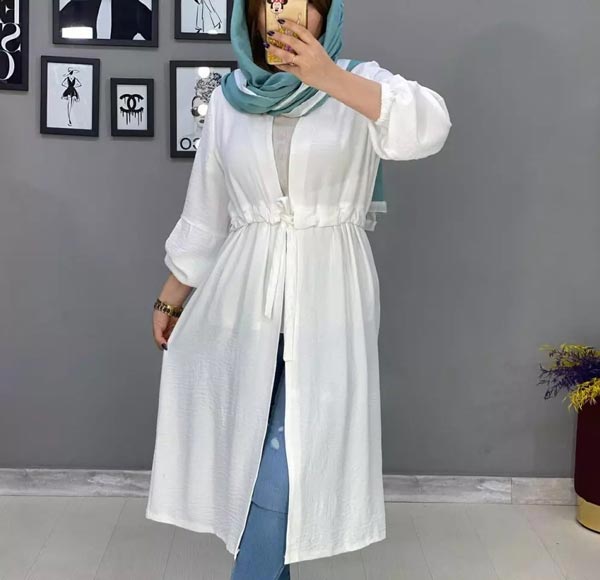 هر پارچه‌ای با توجه به جنس آن نیاز به مراقبت دارد. همیشه موقع خرید پارچه به آبرفت و اتوخوری آن دقت کنید. اگر پارچه آبرفت دارد، باید مقدار بیشتری بخرید یا اگر لباس آماده است، سایز بزرگتری را تهیه کنید. برای شستشوی پارچه ابروبادی از آب سرد استفاده کنید. البته اگر پارچه‌تان آبرفت ندارد، می‌توانید از لباسشویی استفاده کرده و سعی کنید پارچه‌تان را روی دور کند بشویید. د