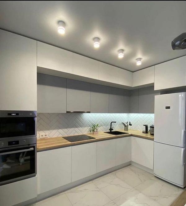 مدل کابینت آشپزخانه ایرانی جدید لوکس مدرن با رنگ های تیره و روشن