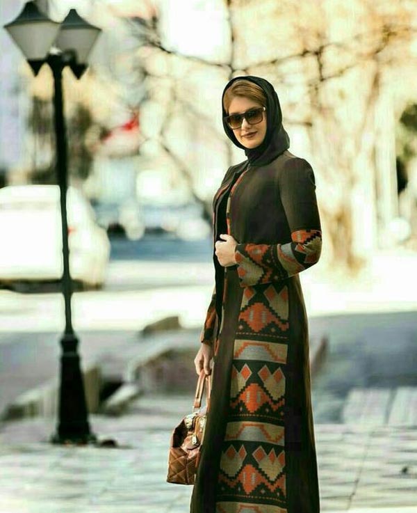 مدل مانتو شیک و با کلاس جلو بسته با مدل های گوناگون و جدید