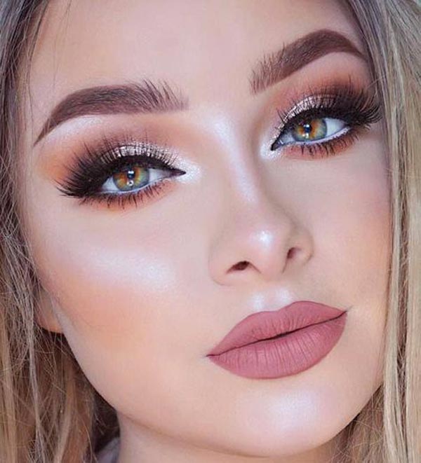 مدل آرایش عروس ۱۴۰۲ ترند سال لایت نچرال با مدل های زیبا