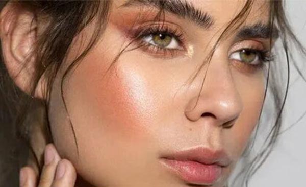مدل آرایش دخترانه لایت ساده شیک و بسیار جذاب برای عروسی