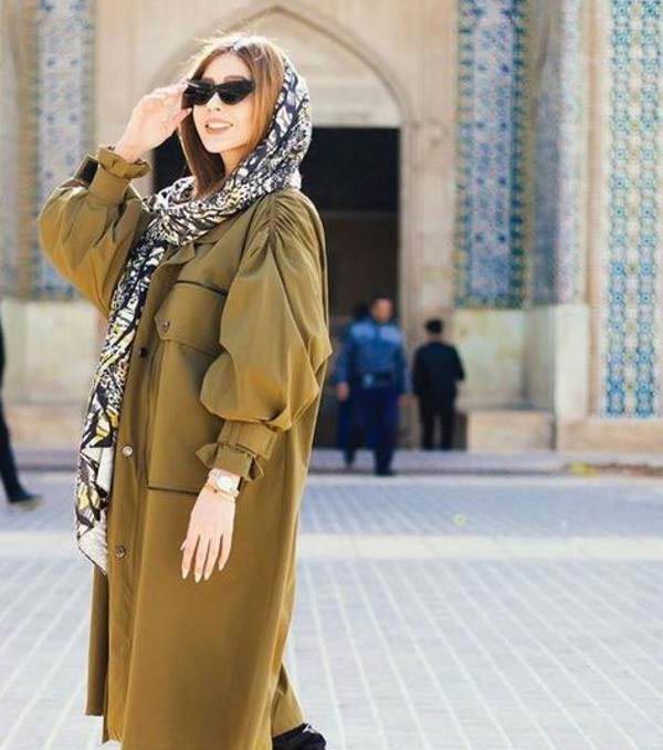 مدل مانتو جدید ۱۴۰۲ زیبا شیک با مدل های امروزی زنانه و دخترانه