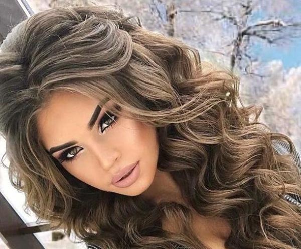 مدل مو مجلسی باز زیبا شیک بسیار جذاب با موهای صاف و بابلیس