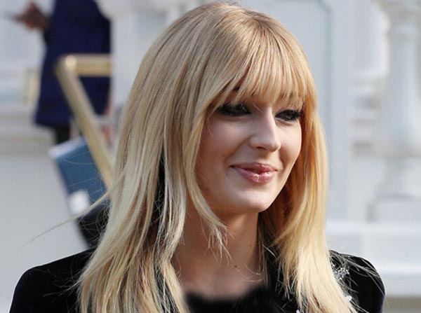 مدل موی باز صاف با مدل های کوتاه و بلند برای مراسم و مهمانی ها
