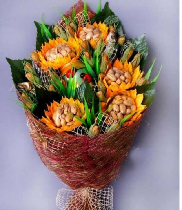 تزیین آجیل شب یلدا با روش های زیبا خلاقانه برای مهمانی و نوعروس