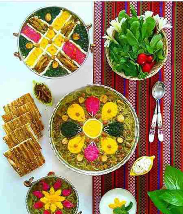 تزیین آش رشته شب یلدا خوشمزه با زیباترین و خلاقانه ترین مدل ها