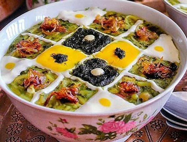 تزیین آش رشته شب یلدا خوشمزه با زیباترین و خلاقانه ترین مدل ها