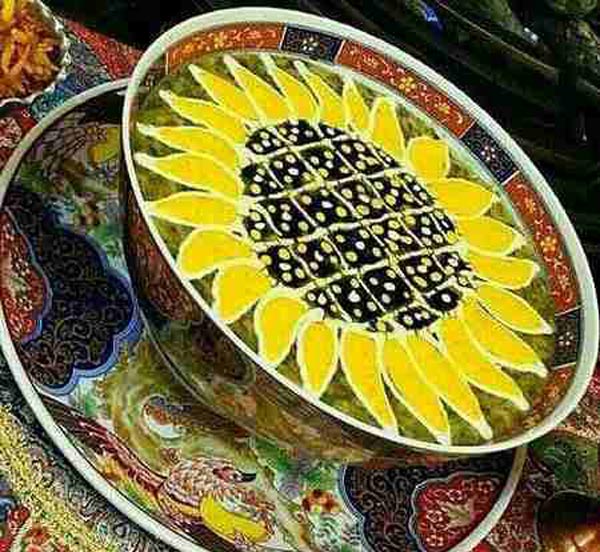 تزیین آش رشته شب یلدا خوشمزه با زیباترین و خلاقانه ترین مدل ها
