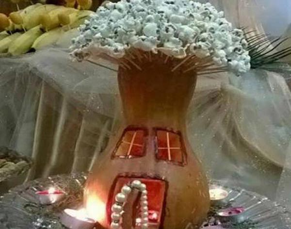 تزیین پفیلا شب یلدا با ایده های جدید گوناگون و خوشمزه برای نوعروس