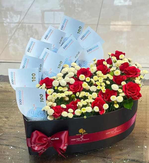 تزیین پول همراه با گل و شکلات با ایده های جذاب و دوست داشتنی