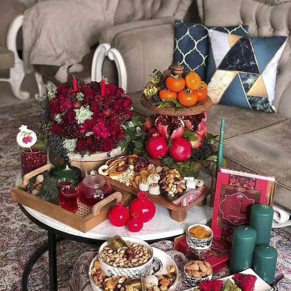 تزیین سفره شب یلدا با ایده های سنتی مدرن و لوکس که جایی ندید