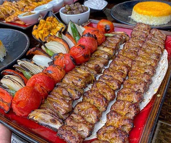 تزیین کباب در دیس مجلسی و خانگی با ایده های متنوع زیبا و خلاقانه