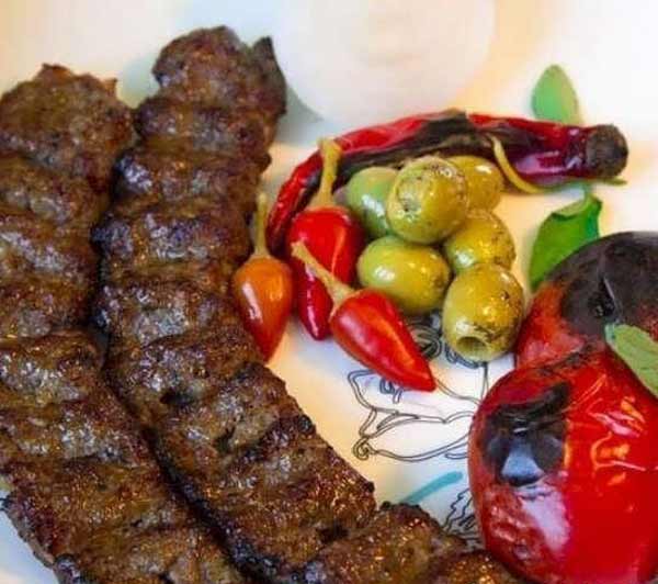 تزیین کباب کوبیده در دیس با ایده های خلاقانه زیبا برای کدبانوها
