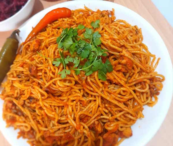 تزیین ماکارونی با سیب زمینی با بهترین رسپی برای ته دیگ خوشمزه خاص