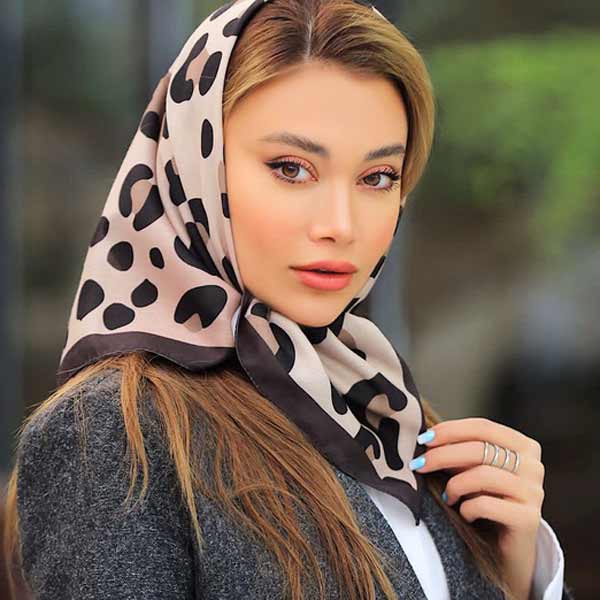 مدل بستن روسری کوتاه دخترانه با روش های جذاب باکلاس و لاکچری