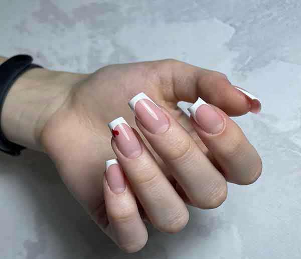 مدل ناخن برای عید 1403 با طرح های ساده شلوغ زیبا ترند و باکلاس