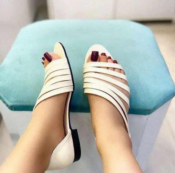 مدل کفش زنانه برای عید با ایده هایی از کتونی صندل و پاشنه دار شیک