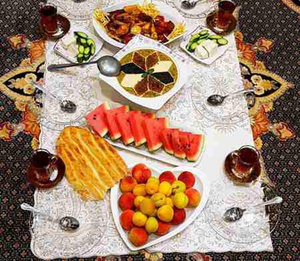 مدل سفره سحر بسیار زیبا ساده برای مهمانی های باکلاس و لاکچری