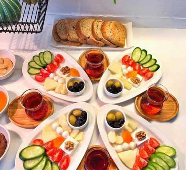 مدل سفره سحر بسیار زیبا ساده برای مهمانی های باکلاس و لاکچری