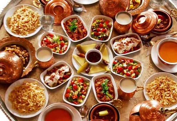 سفره افطار لاکچری جذاب خوشگل با نکات و ایده های خفن و خلاقانه