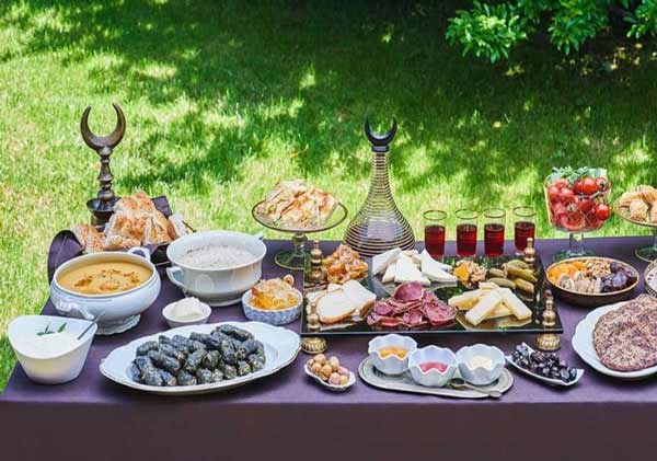 سفره افطار لاکچری جذاب خوشگل با نکات و ایده های خفن و خلاقانه