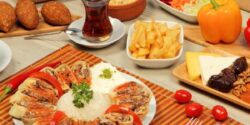 تزیین سفره افطار با جدیدترین مدل های زیبا و نکته های مهم و کاربردی