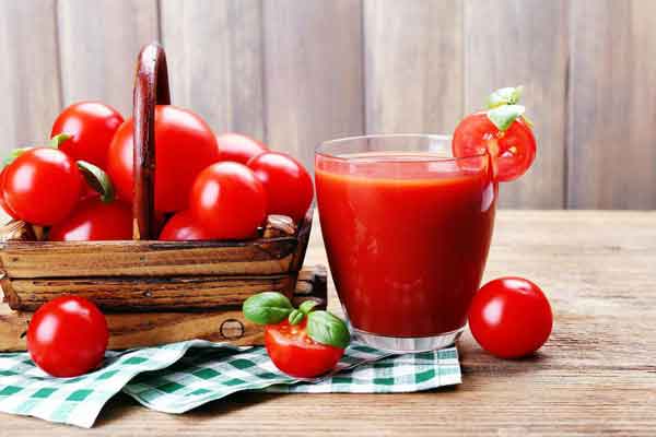 گوجه برای موخوره نی نی سایت آب گوجه فرنگی برای موخوره رفع سفیدی مو با گوجه فرنگی برای رشد مجدد موی سر