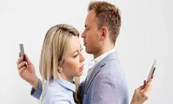 تعبیر خواب عاشق شدن زن متاهل برای زن متاهل و باردار و دختر مجرد از روانشناسی