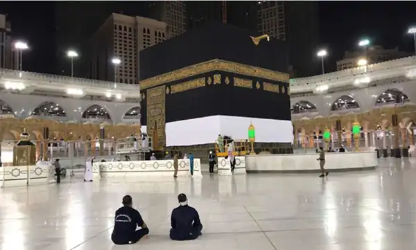 تعبیر خواب سجده در کعبه برای زن متاهل و باردار و دختر مجرد از روانشناسی