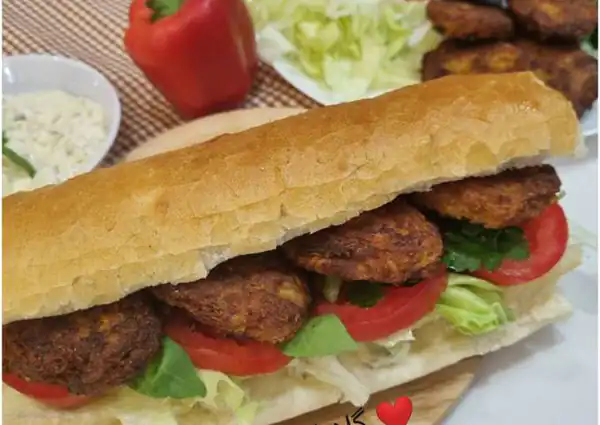 تعبیر خواب ساندویچ کتلت برای زن متاهل و باردار و دختر مجرد از روانشناسی