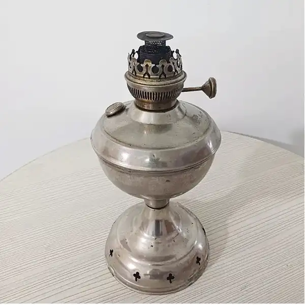 تعبیر خواب چراغ گردسوز برای زن متاهل و باردار و دختر مجرد از روانشناسی