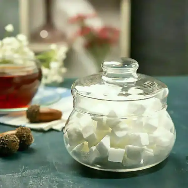 تعبیر خواب قندان شیشه ای برای زن متاهل و باردار و دختر مجرد از روانشناسی