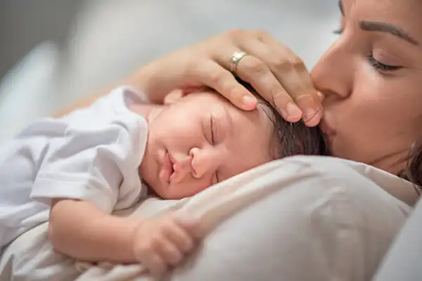 تعبیر خواب پسر دار شدن شخصی دیگر برای زن متاهل و دختر مجرد از روانشناسی