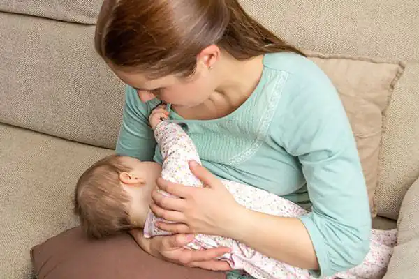تعبیر خواب شیر دادن برای زن متاهل و باردار و دختر مجرد از روانشناسی